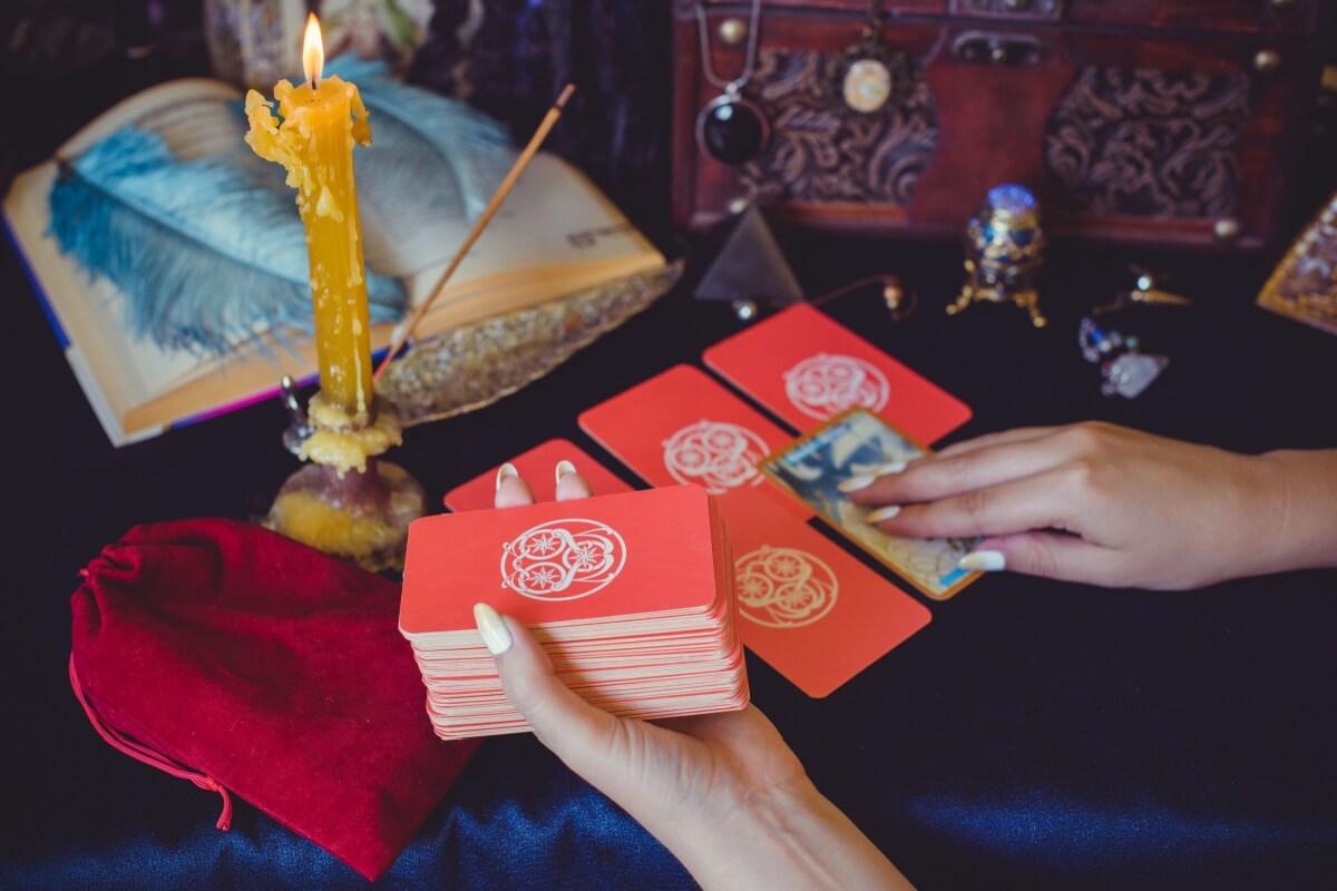 tarot-of-the-day:-prediction-for-the-12-signs-on-05/01/2026