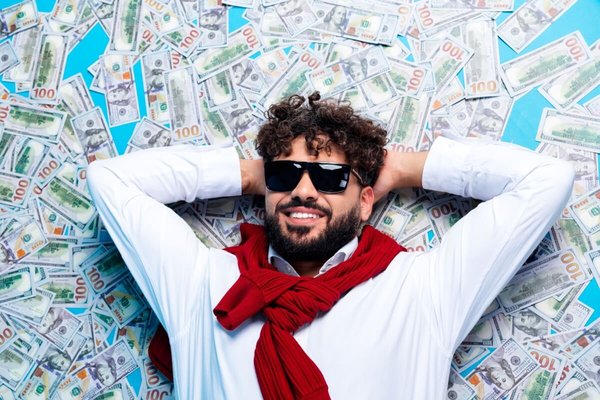 success-and-abundance:-5-signs-that-prosper-most-in-life