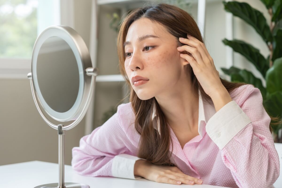 expression-wrinkles:-emotional-tension-and-facial-habits-accelerate-their-appearance