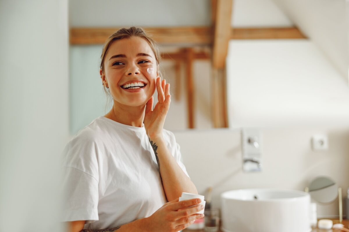 melasma:-4-essential-care-products-to-keep-blemishes-under-control