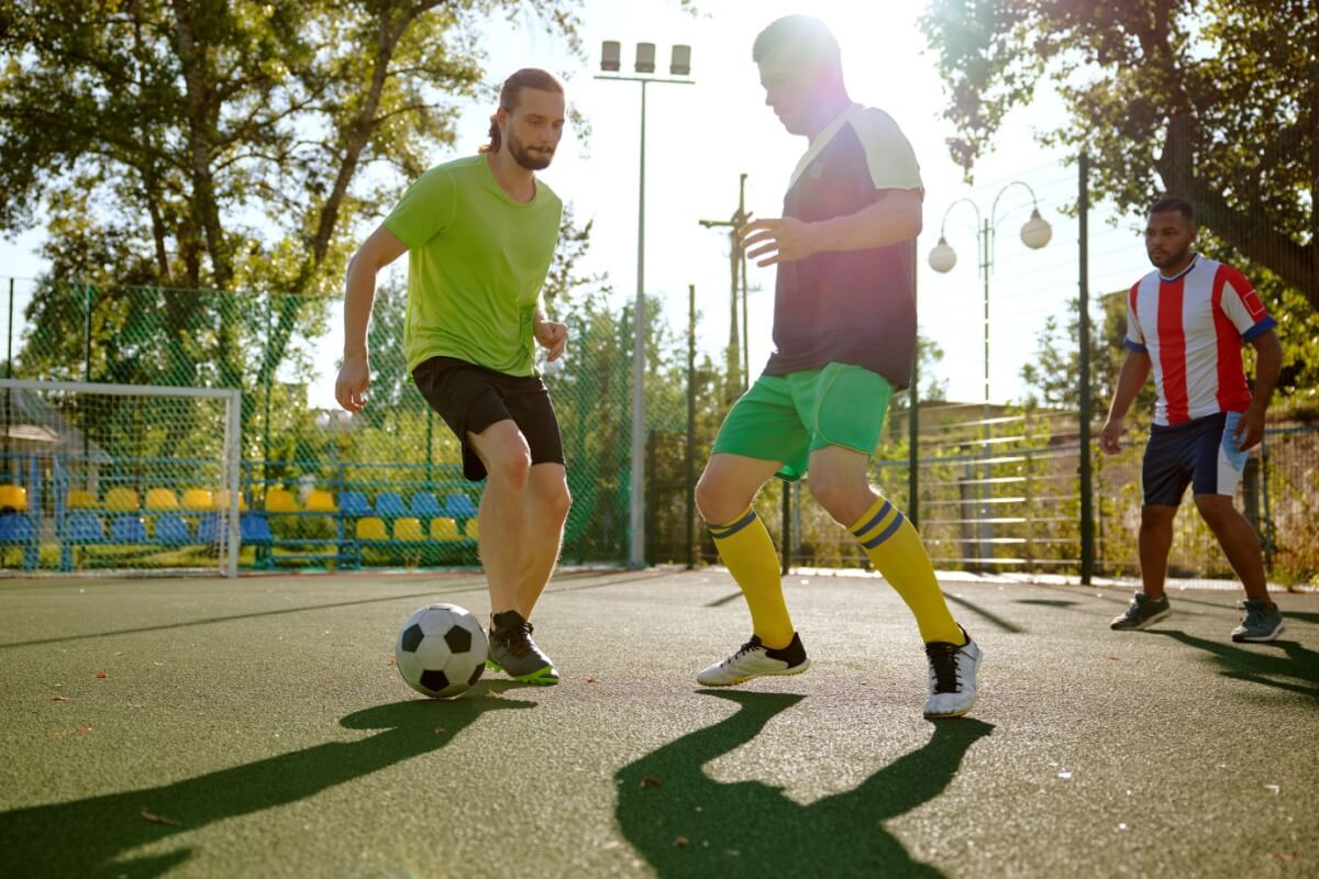 world-cup:-football-between-friends-can-increase-the-risk-of-injuries-in-amateurs