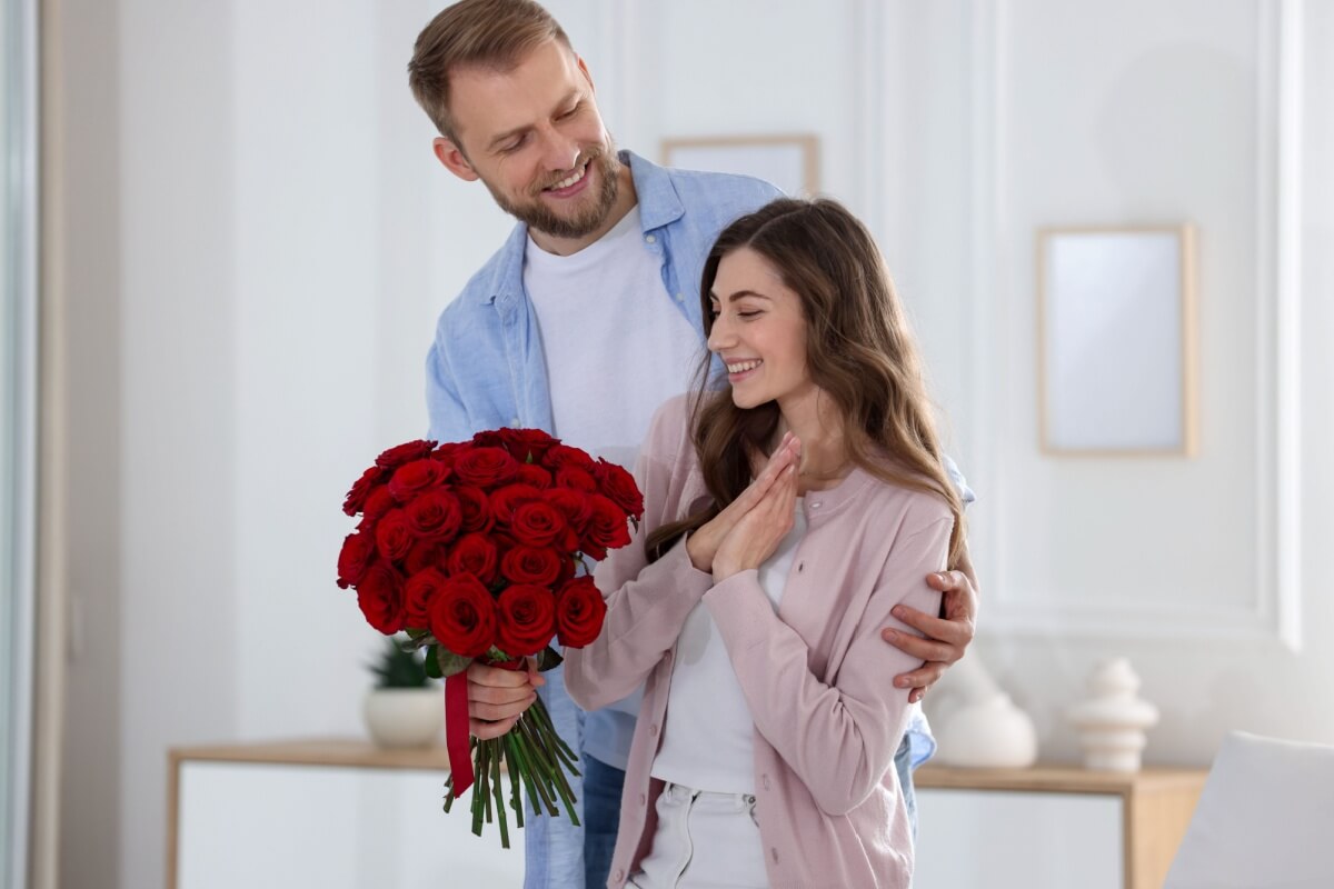 roses-for-valentine’s-day:-discover-which-color-matches-your-love-story