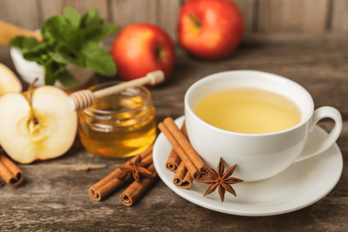 4-homemade-tea-recipes-to-make-in-winter-and-improve-your-health