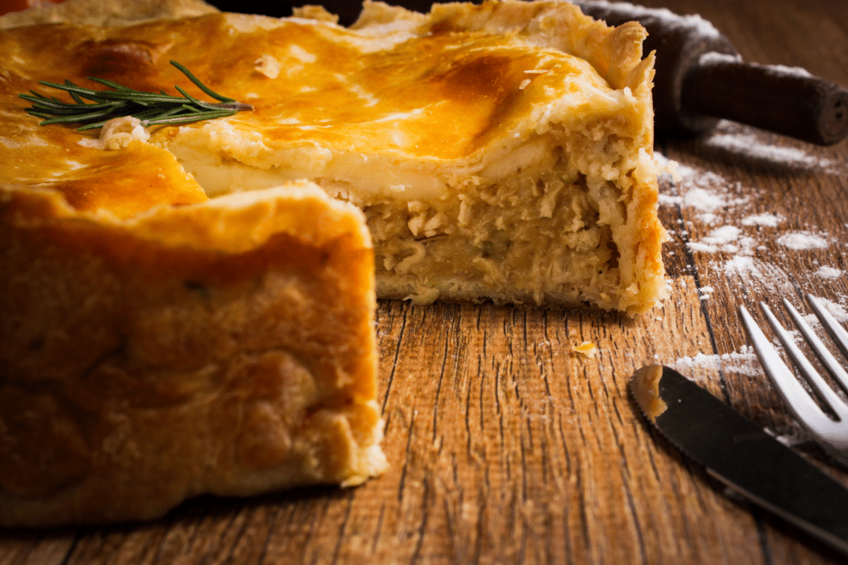 protein-pie-with-creamy-chicken:-learn-a-practical-recipe-for-an-afternoon-snack