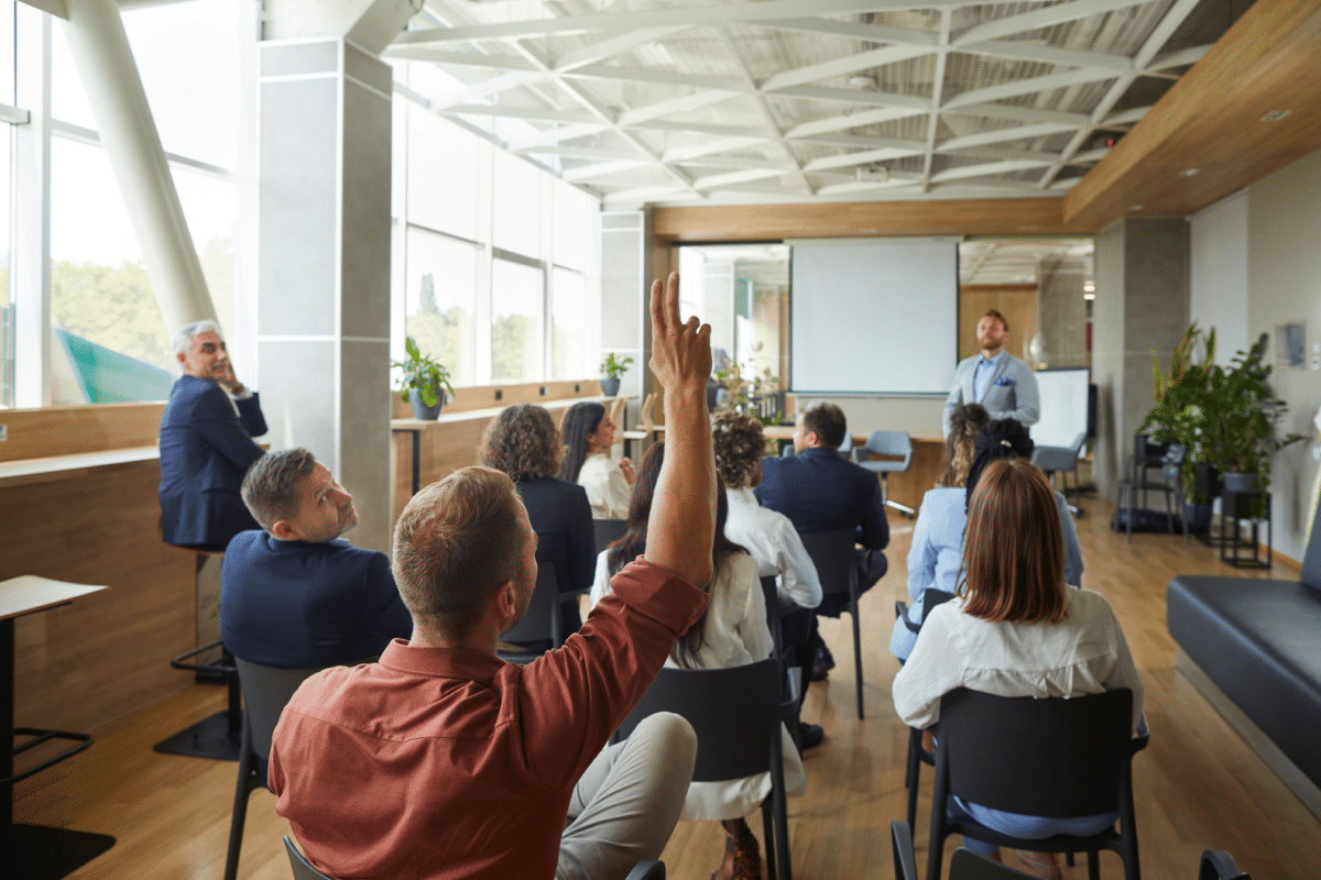 see-signs-that-your-company-needs-to-train-its-team