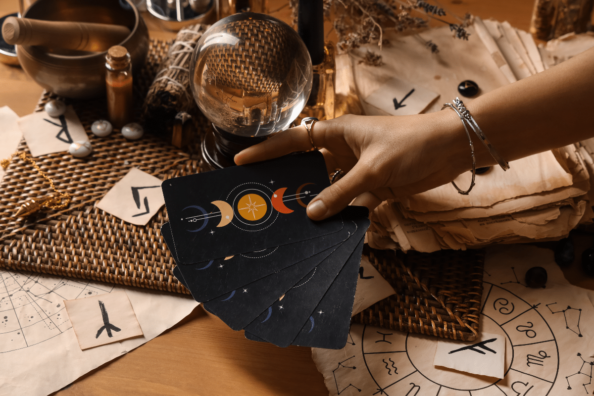 tarot-do-dia:-previsao-para-os-12-signos-em-24/08/2026