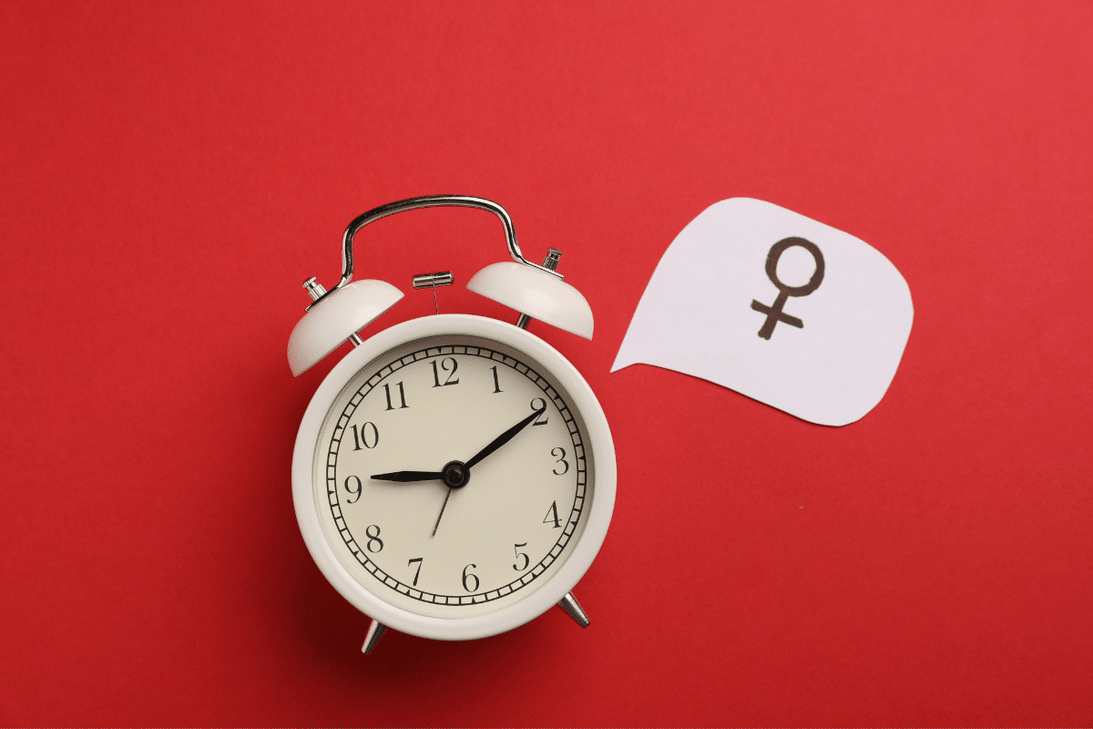 dores-nas-articulacoes-aumentaram-na-menopausa?-entenda-a-relacao-com-a-queda-do-estrogenio