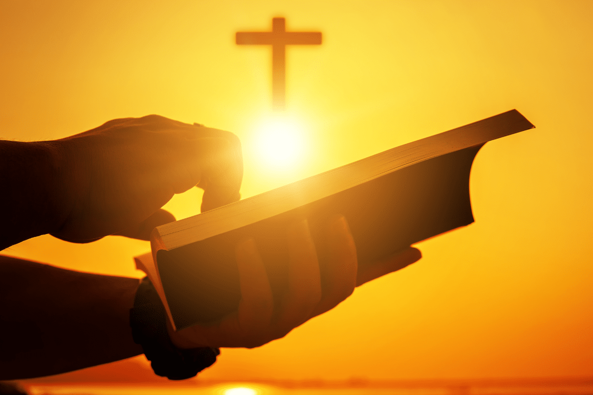 busca-protecao-espiritual?-conheca-3-salmos-para-afastar-o-mal